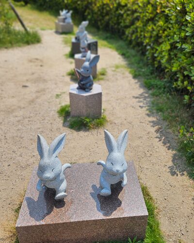 出雲大社 境内に点在するうさぎの像